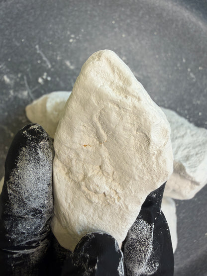Krasavchik Naturkreide 100 g mit fester und kompakter Kreide-Ton-Struktur