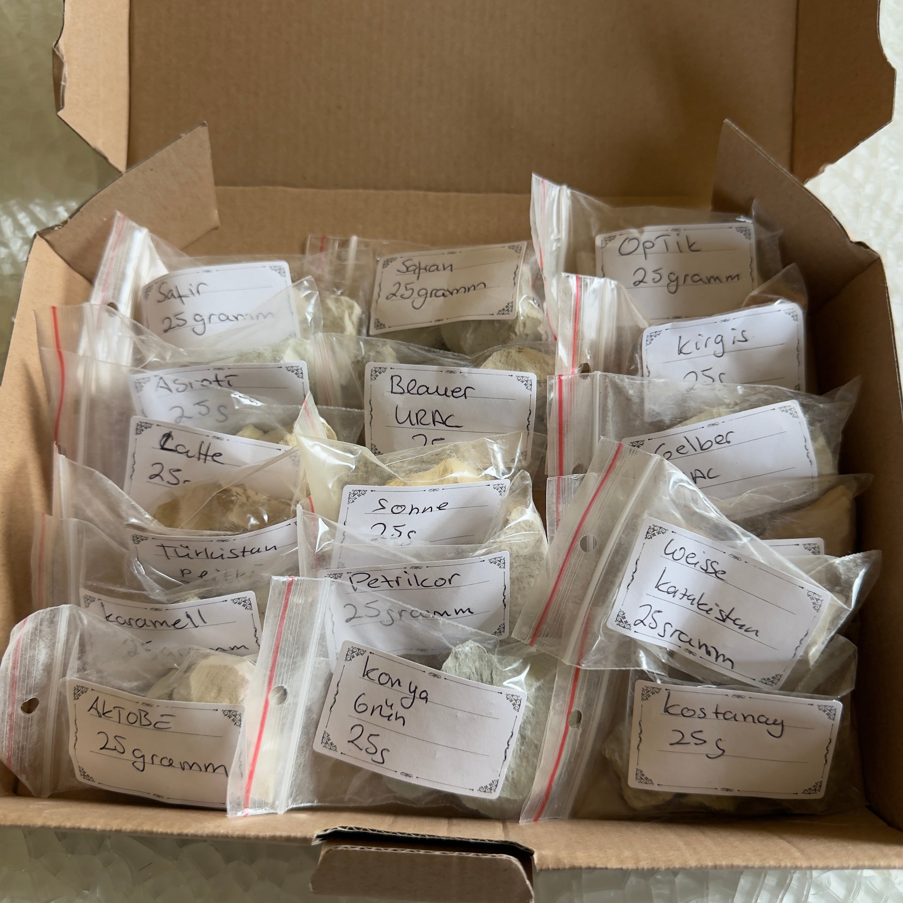 Essbarer Ton Starter Set – 17 Sorten à 25g | Probier-Set Naturton