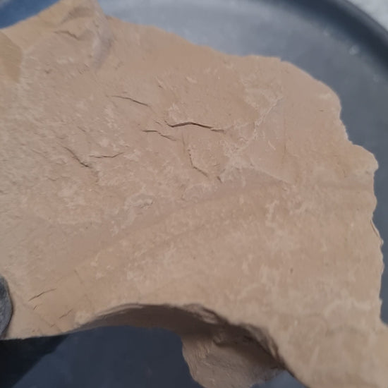 Turkestan Slivki natural cream-colored clay – product video